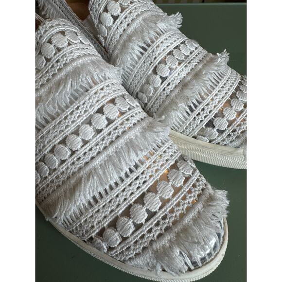 Seychelles Floral Lace Eyelet Fringe Metallic White Slip on Sneakers Sz: 8 - Picture 10 of 10